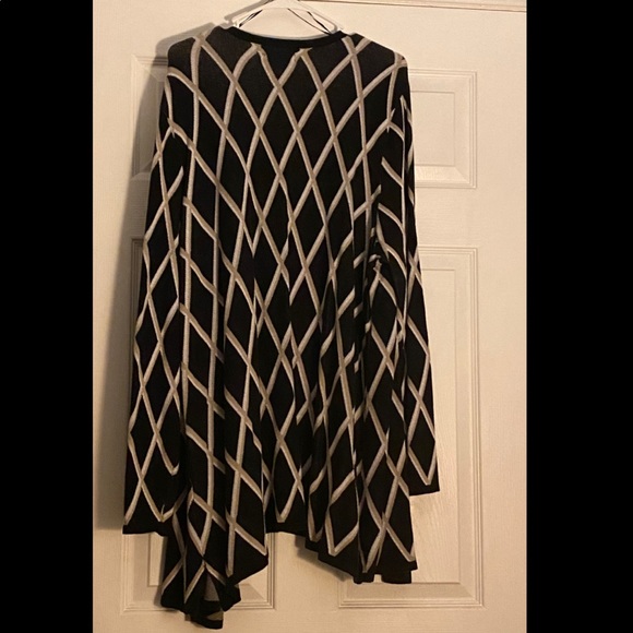 Cardigan - Picture 2 of 2